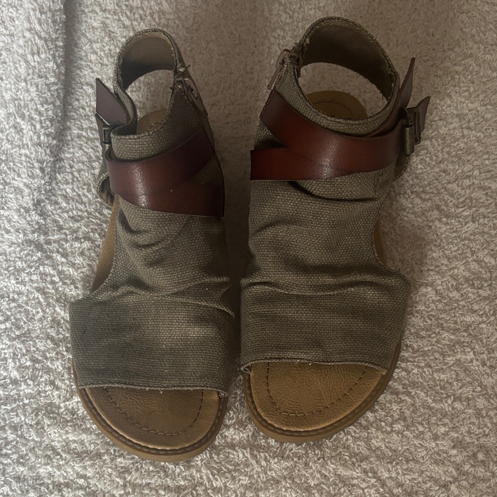 Blowfish balla canvas sandal